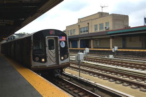 F Express Train Plan Spurs Riders to Fight to Keep Local Service - Carroll Gardens - New York ...