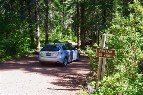 File:Trailhead, Fish Lake Trail.jpg - Hiking in Portland, Oregon and Washington