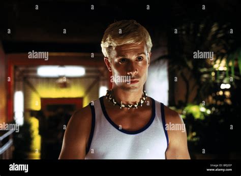 Scooby Doo Freddie Prinze Jr 2002 High Resolution Stock Photography and ...