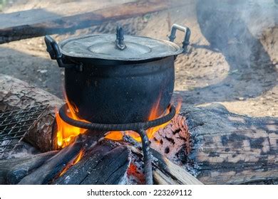 62,166 Firewood cooking Images, Stock Photos & Vectors | Shutterstock