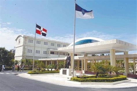 Teachers’ strike at UASD ends without response from the authorities