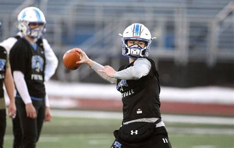 Photos: St. Charles North football practice – Shaw Local