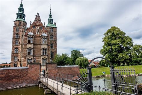 Rosenborg Castle and Gardens in Copenhagen - Travel Addicts