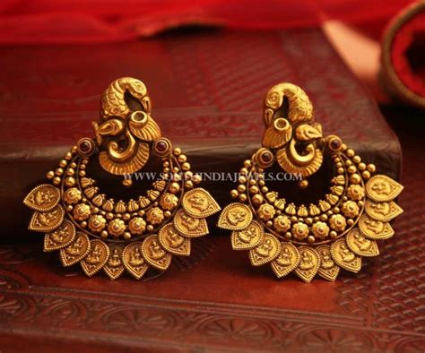 Bold Antique Earrings From Manubhai Jewellers - South India Jewels