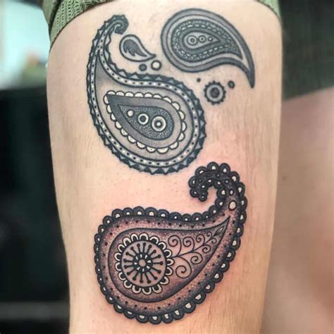 Paisley Tattoos Explained: History, Common Themes & More