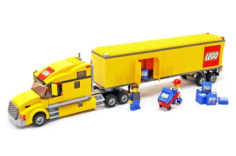 A shiny Web App from LEGO— truck + trailer – Towards Data Science