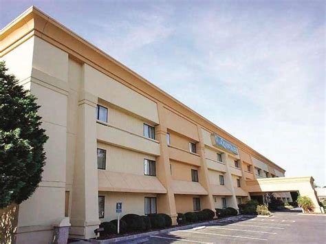 Wingate by Wyndham Brunswick Hotel (Brunswick (GA)) - Deals, Photos & Reviews