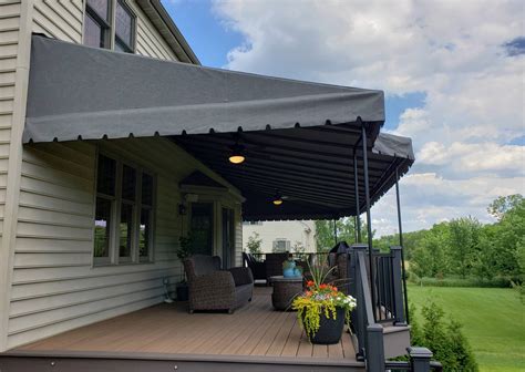 Large deck canopy with contoured front edge | Kreider's Canvas Service, Inc.