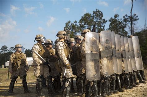 Marines learn riot-control techniques with non-lethal weapons > United States Marine Corps ...