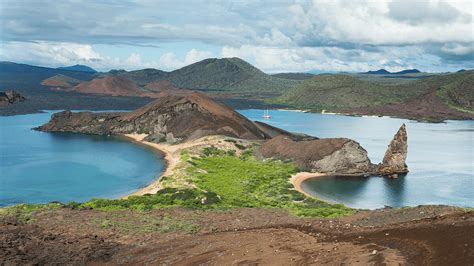 Itinerary "C" | Best Galapagos Islands Cruises | Fragata Yacht