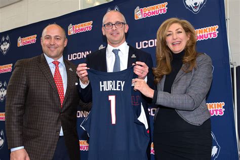 UConn Nation Meets Head Coach Dan Hurley - UConn Today