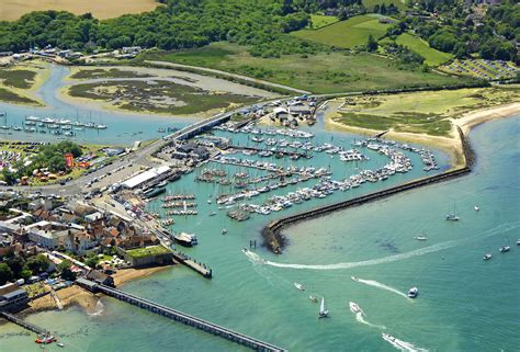 Yarmouth Harbour in Yarmouth, Isle of Wight, GB, United Kingdom - Marina Reviews - Phone Number ...