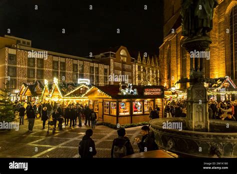 Christmas Market hanover Stock Photo - Alamy