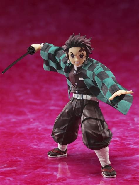 DEMON SLAYER TANJIRO KAMADO 1/12 ACTION FIGURE BUZZMODE – Curibo