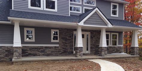 Echo Ridge Southern Ledgestone by Boral Cultured stone | Stone exterior houses, Gray house ...