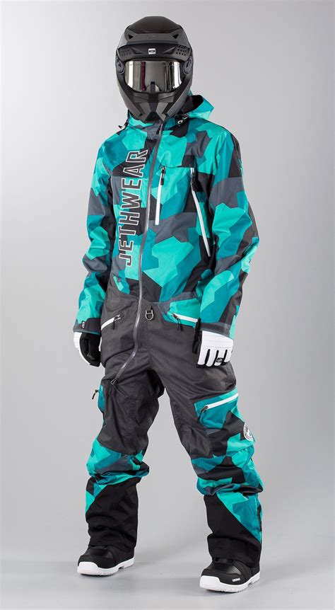 alt-text | Jackets men fashion, Sports wear fashion, Snowboarding outfit