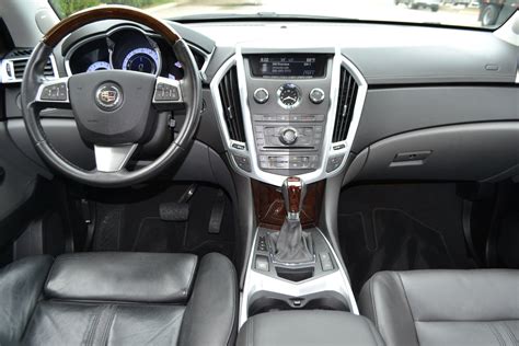 2010 Cadillac SRX - Interior Pictures - CarGurus