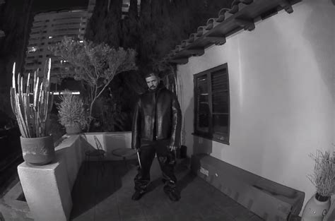 Drake Drops Black & White Video For 'Knife Talk'