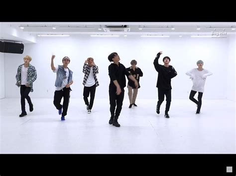 BTS DANCE PRACTICE OUTFITS | ARMY's Amino