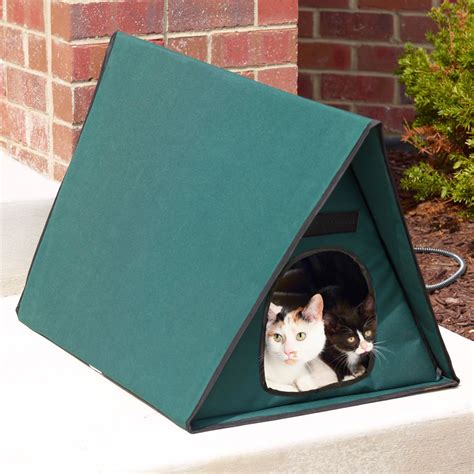 The Only Outdoor Heated Multi Cat Shelter - Hammacher Schlemmer