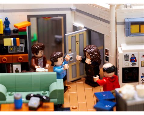 LEGO Set 21328-1 Seinfeld (2021 LEGO Ideas and CUUSOO) | Rebrickable ...