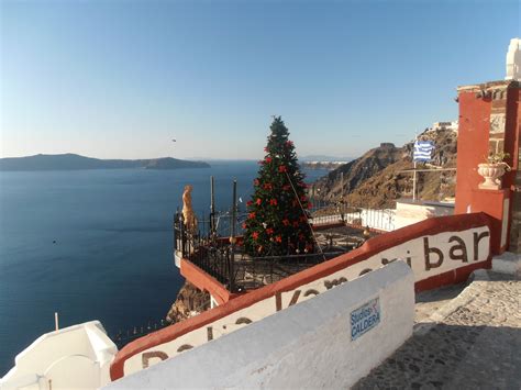 Fall the Beach Punk..: The "new" Christmas Tree at Caldera Santorini ...