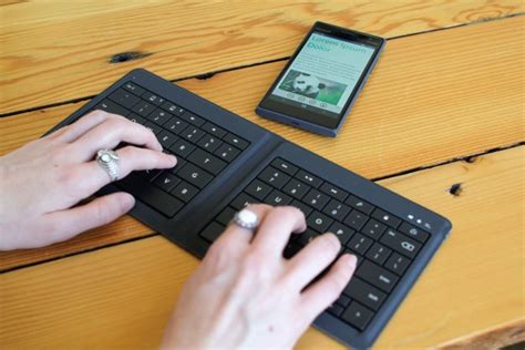 Microsoft Universal Foldable Keyboard mobile Bluetooth keyboard review | Digital Trends