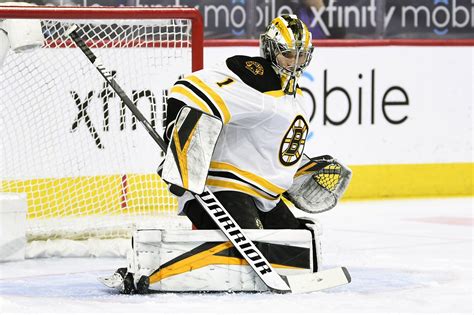 Boston Bruins goalie Jeremy Swayman of Anchorage gets win in NHL debut ...