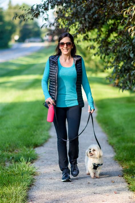 The Perfect Walking the Dog Outfit for Fall