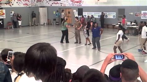 Mercer Middle School Nae Nae Dance Off 2014 - YouTube