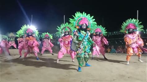 purulia chhau dance..Ostad nepal mahato....darun set nach - YouTube