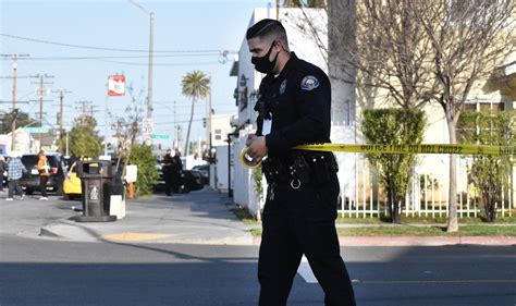 Long Beach police and fire departments see surge in COVID-19 cases: LBPost : longbeach