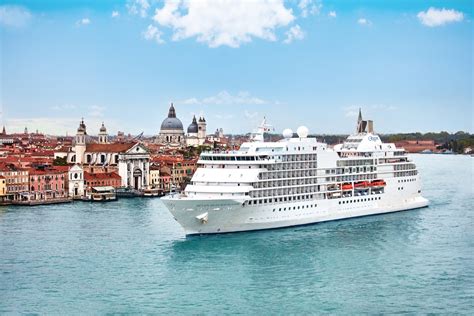 Regent Seven Seas Cruises | Cruise holidays | Iglu Cruise