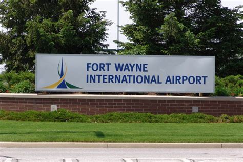 Fort Wayne International Airport evacuated due to threat - WOWO News ...