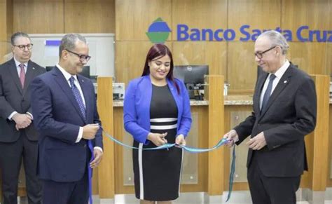 Banco Santa Cruz inaugura sucursal