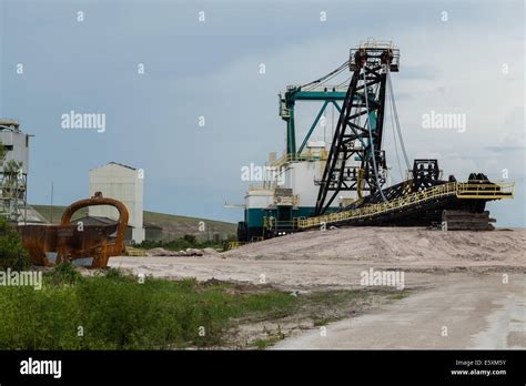 Dragline Excavator Stock Photo - Alamy