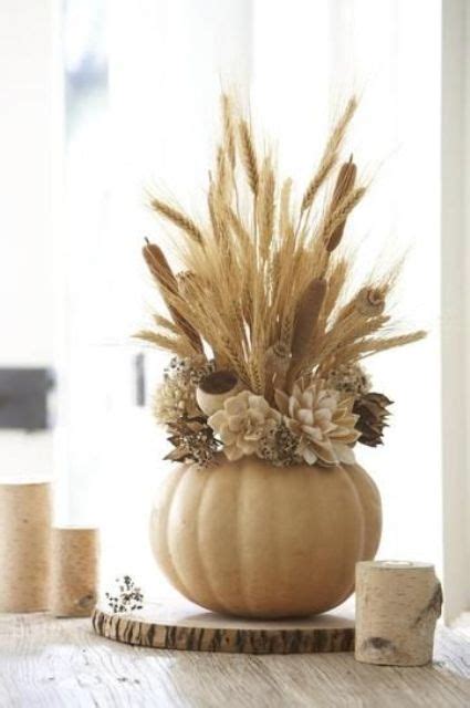 30 Beautiful Thanksgiving Pumpkin Decorations For Your Home - DigsDigs