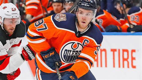 Oilers star Connor McDavid out 2-3 weeks with quad injury - CBSSports.com