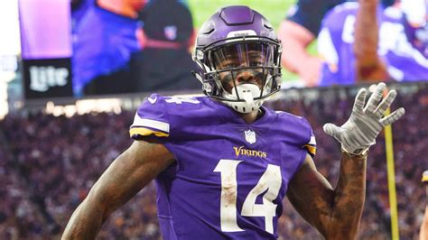 Vikings' Stefon Diggs takes advantage of lax celebration rule