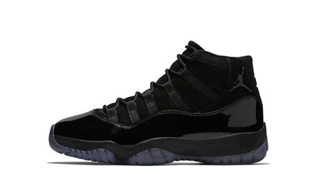 Air Jordan 11 Blackout "Cap And Gown" - Le Site de la Sneaker