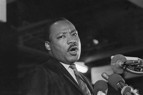 12 Photos Of The Despair And Chaos Of Martin Luther King Jr.'s Assassination