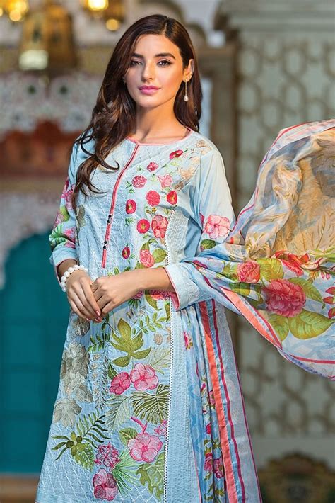 Pin by hrishita nath on Salwar kameez & kurtas | Dresses, Pakistani ...