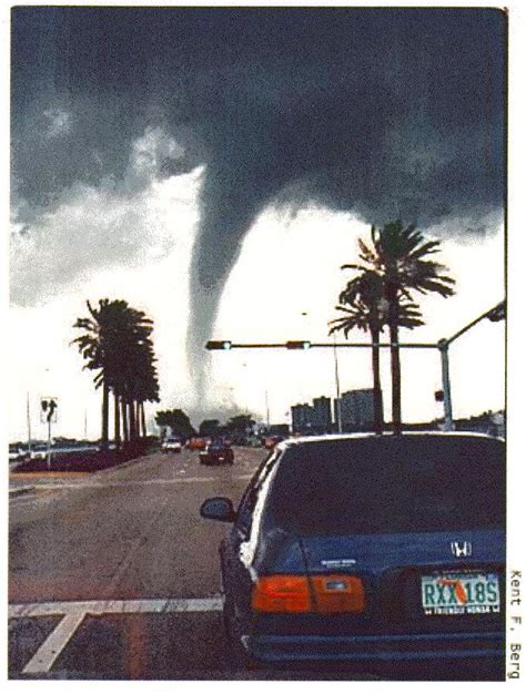 Tornado Pix