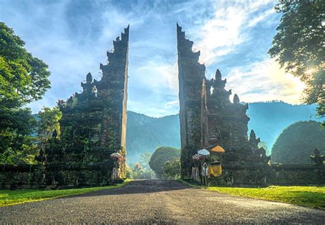 5 Incredible Places to Visit in Indonesia – FLUX MAGAZINE