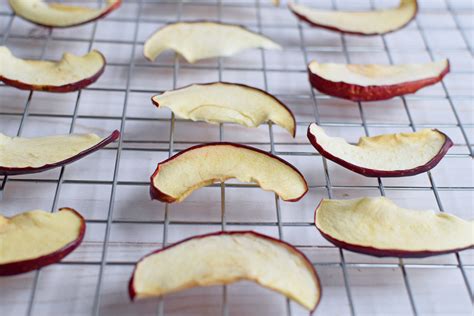 How to Dehydrate Apples in an Air Fryer - Emily Happy Healthy