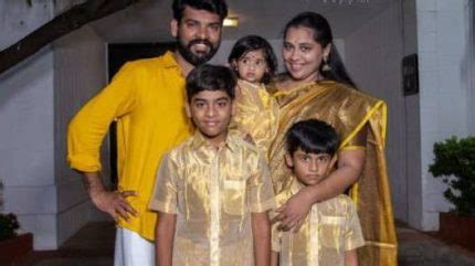 Vimal Biography, Height, Weight, Age, Movies, Wife, Family, Salary, Net Worth, Facts & More ...