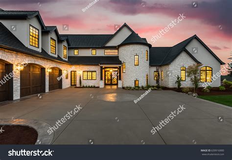 Beautiful Luxury Home Exterior Twilight Colorful Stock Photo 639916900 ...