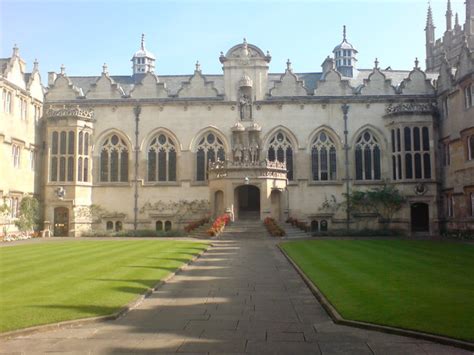 The hall at Oriel College, Oxford © Kenneth Yarham :: Geograph Britain and Ireland