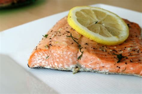 Salmon Fillet Recipe in the Oven - Munchkin Time