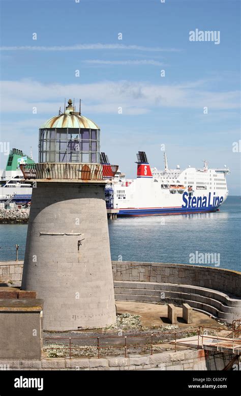 Holyhead lighthouse, anglesey wales Stock Photo - Alamy